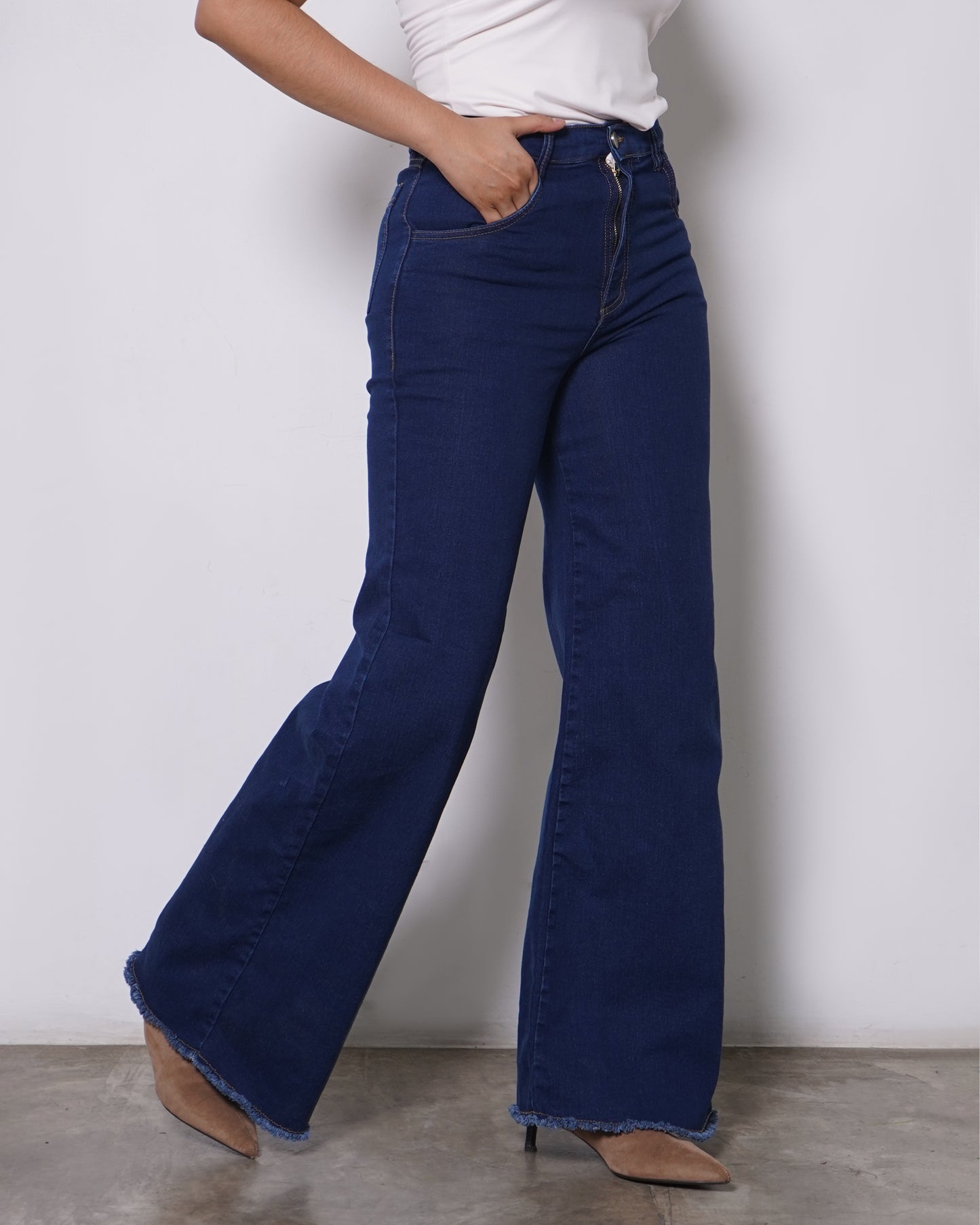 JEAN LINA